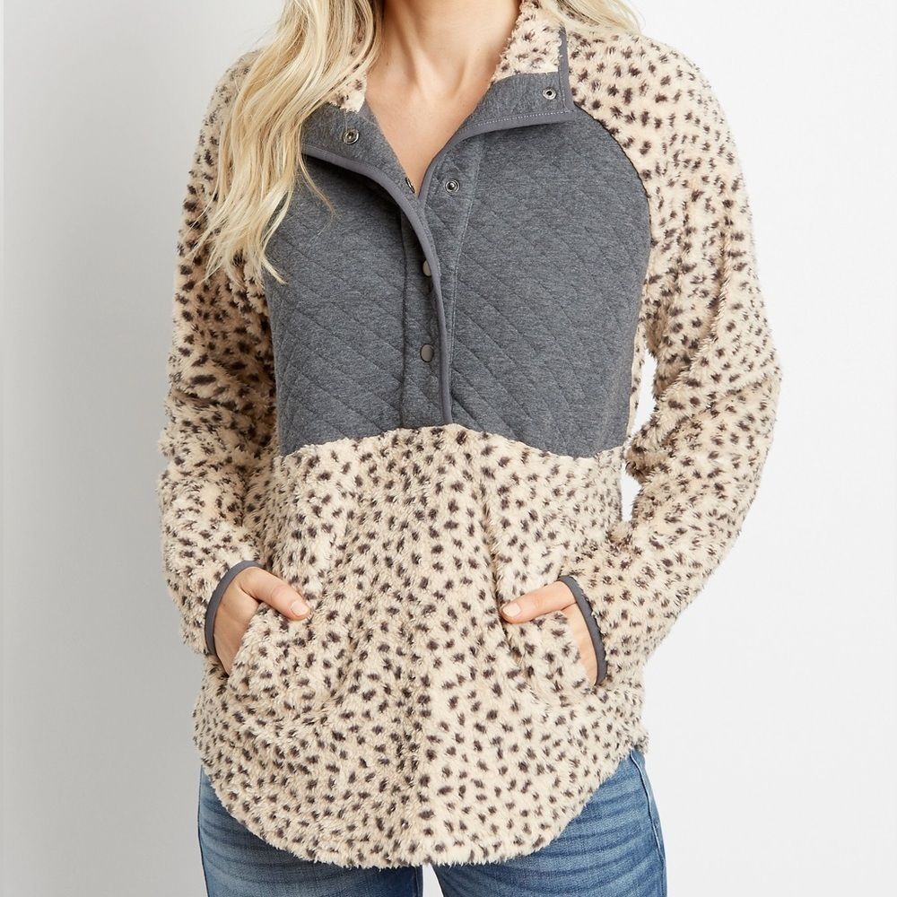 Maurices Leopard Quilted Snap Front Sherpa Pullover Sweatshirt Women’s XS